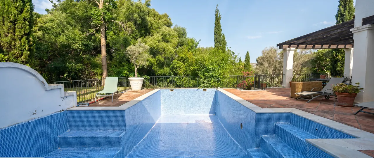 Piscina de jardín — Después
